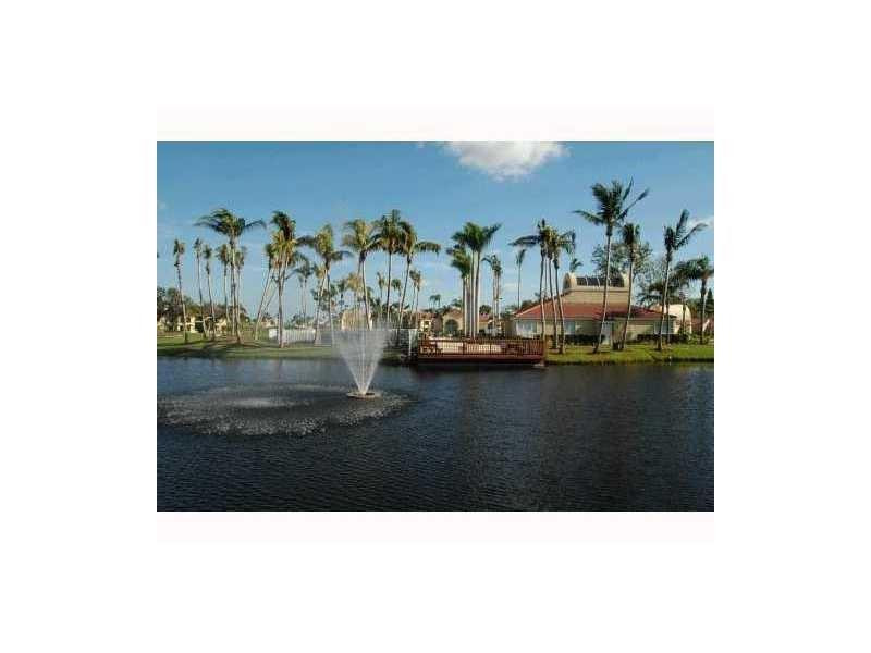 621 Lyons Road, Unit 101 Coconut Creek, FL 33063 - Photo 3 of 6 Photo 3