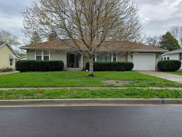 $134,900 | 1427 South Blackhawk Avenue, Freeport, IL 61032
