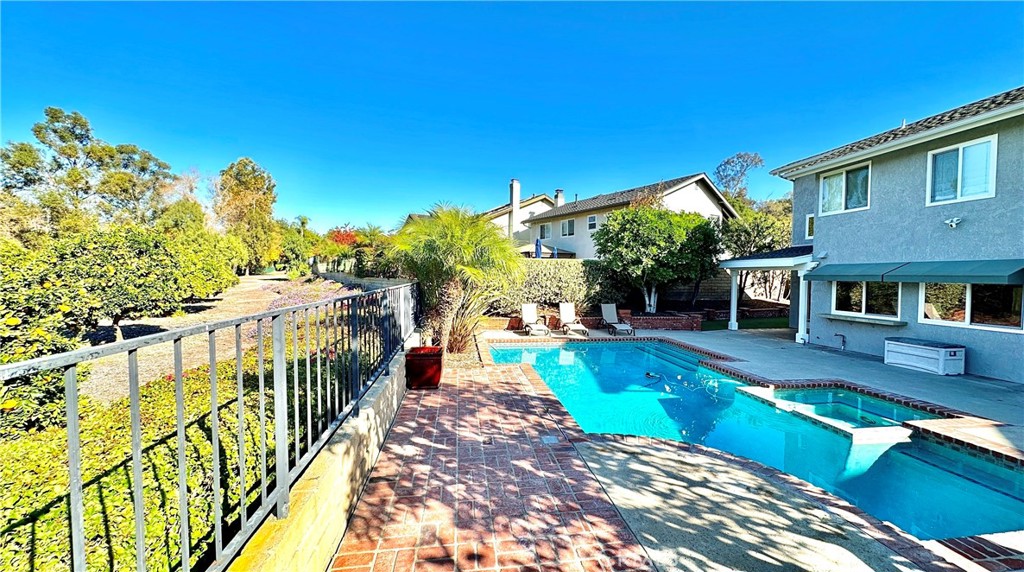 25531 Orchard Rim Lane Lake Forest, CA 92630 - Photo 9 of 30