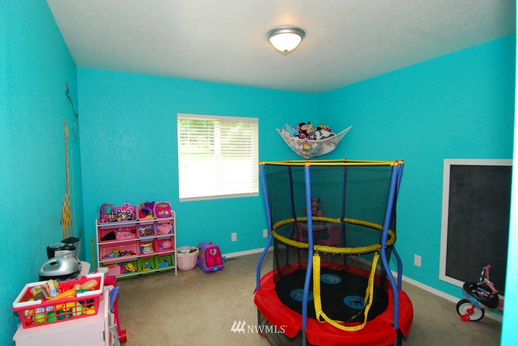 4488 Harper Hill Road Southeast Port Orchard, WA 98366 - Photo 13 of 23 Gallery Image 13