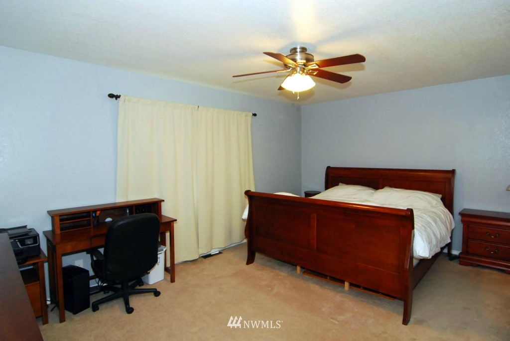 4488 Harper Hill Road Southeast Port Orchard, WA 98366 - Photo 14 of 23 Gallery Image 14