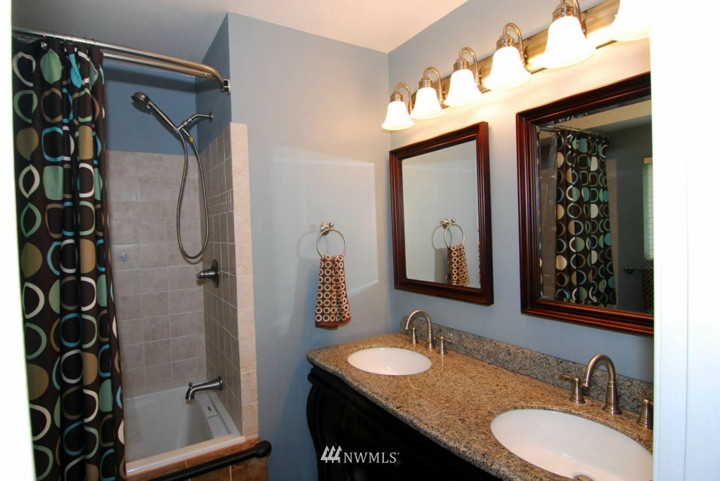 4488 Harper Hill Road Southeast Port Orchard, WA 98366 - Photo 15 of 23 Gallery Image 15