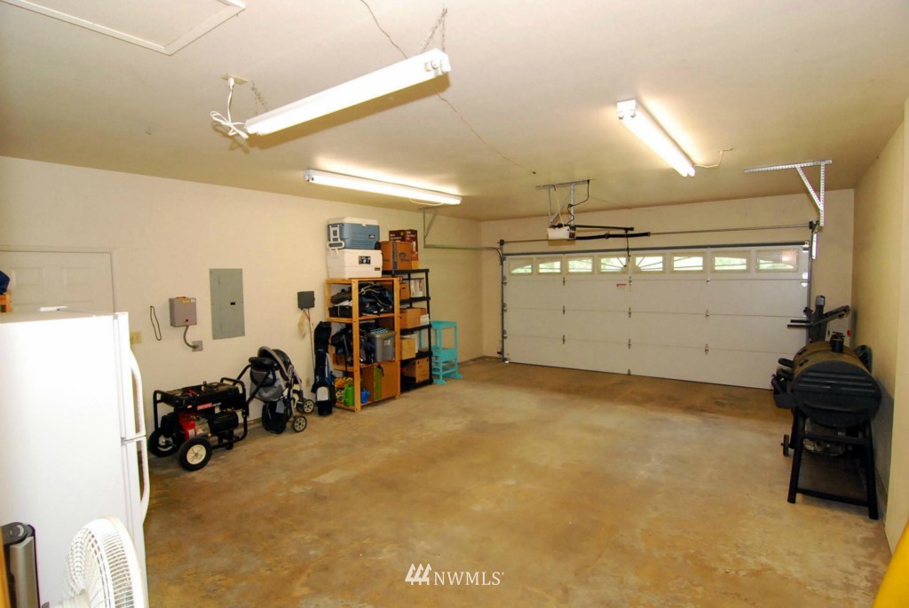 4488 Harper Hill Road Southeast Port Orchard, WA 98366 - Photo 21 of 23 Gallery Image 21