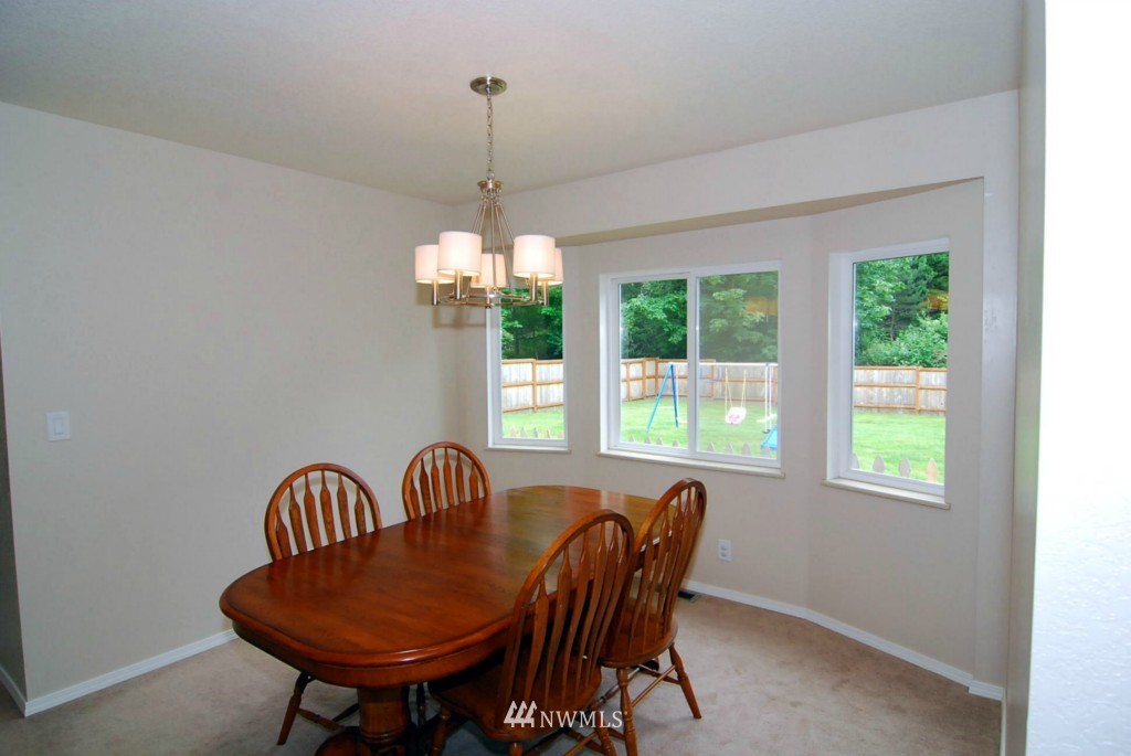 4488 Harper Hill Road Southeast Port Orchard, WA 98366 - Photo 5 of 23 Gallery Image 5
