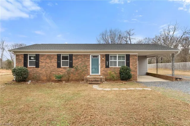 $249,900 | 7380 Plunkett Road, Belews Creek, NC 27357