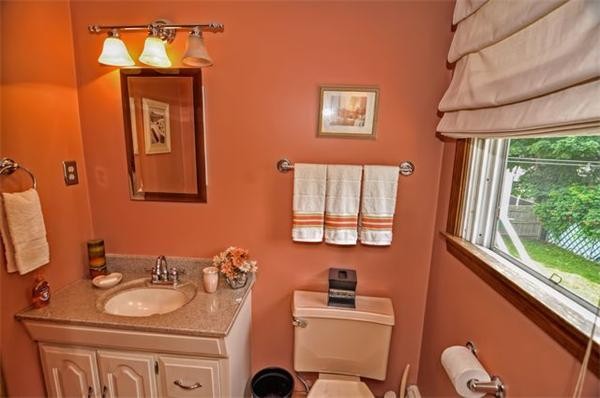 12 Rodgers Road Stoneham, MA 02180 - Photo 10 of 17 Gallery Image 10