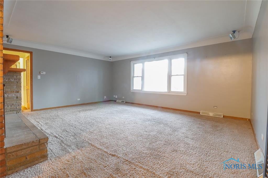 2039 Pautucket Road Toledo, OH 43615 - Photo 10 of 33 Gallery Image 10