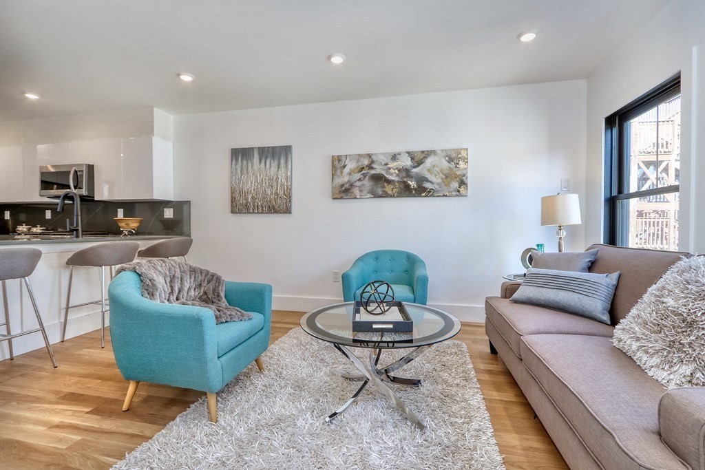 4 Everett Place, Unit 2 Boston, MA 02128 - Photo 6 of 14
