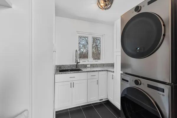 $2,275,000 | S107W34886 South Shore Drive, Mukwonago, WI 53149