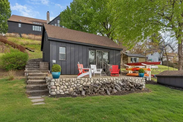 $2,275,000 | S107W34886 South Shore Drive, Mukwonago, WI 53149