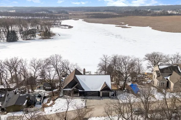 $2,275,000 | S107W34886 South Shore Drive, Mukwonago, WI 53149