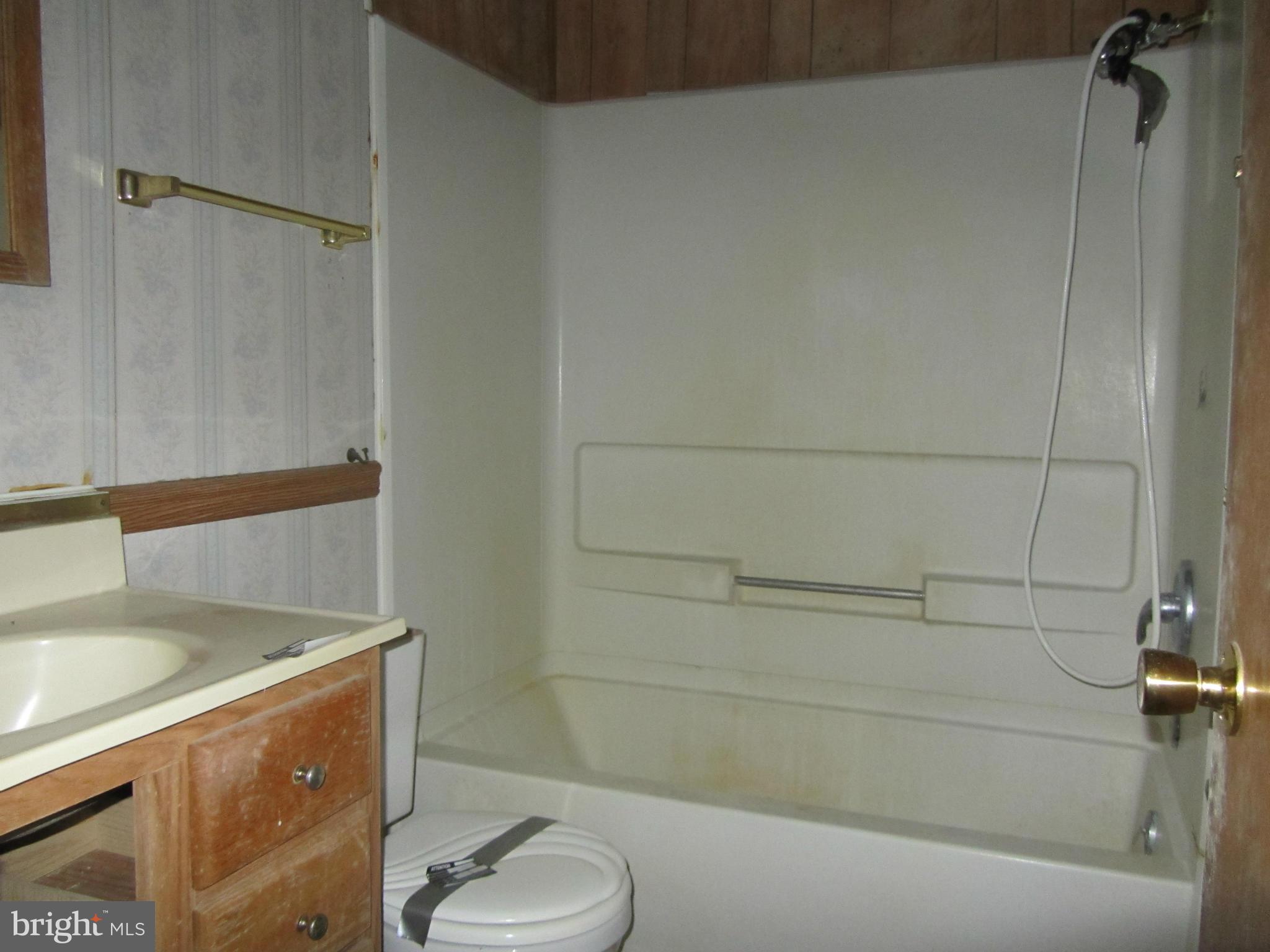 26391 Fielding Road Hollywood, MD 20636 - Photo 8 of 21 Bath
