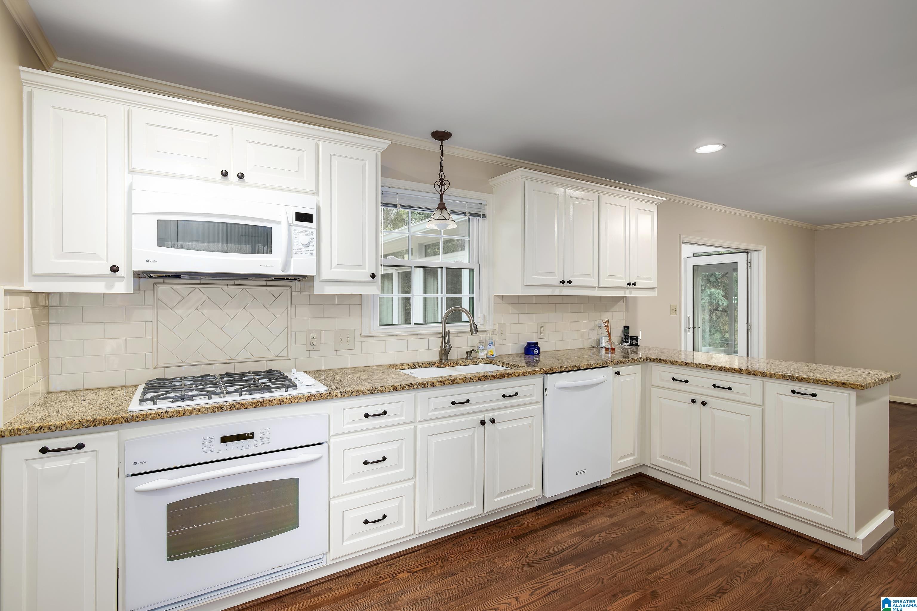 5916 Southcrest Road Birmingham, AL 35213 - Photo 17 of 40