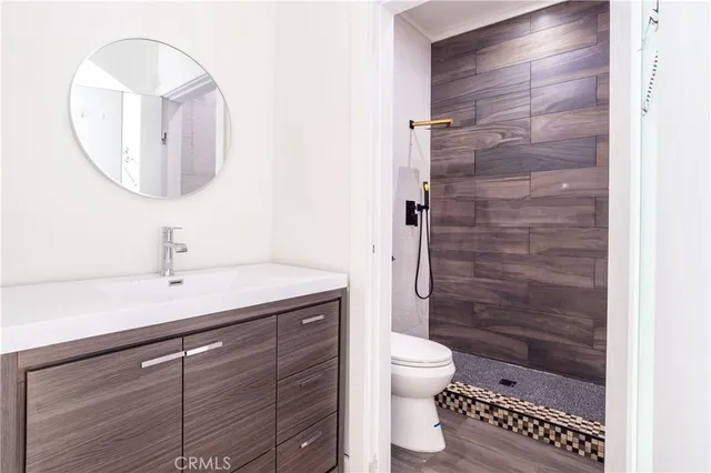 $649,999 | 13331 Moorpark Street, Unit 319, Sherman Oaks, CA 91423