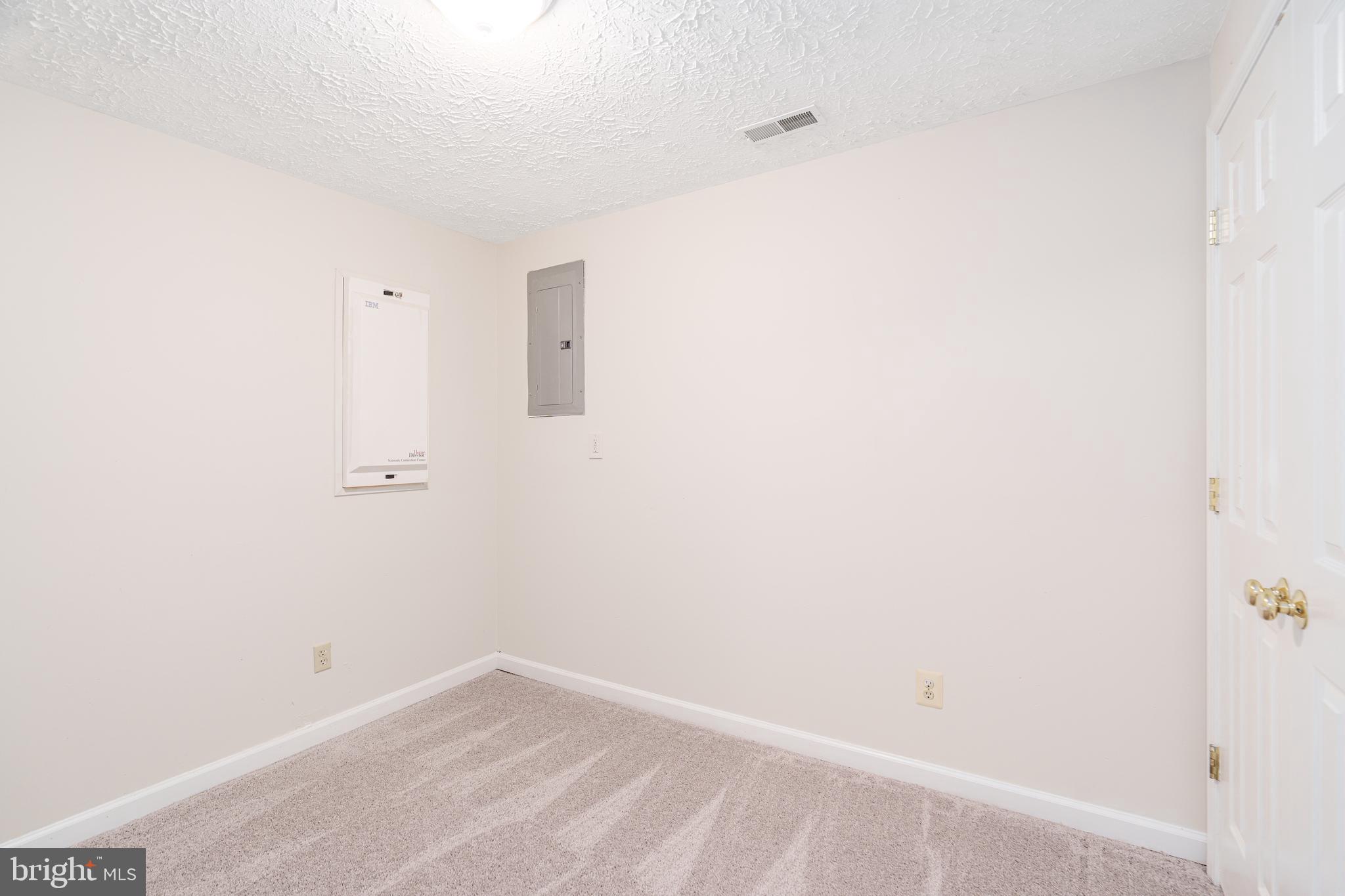 434 Buttonwoods Road Elkton, MD 21921 - Photo 15 of 16 Bonus room with closet, could be an add'l bedroom