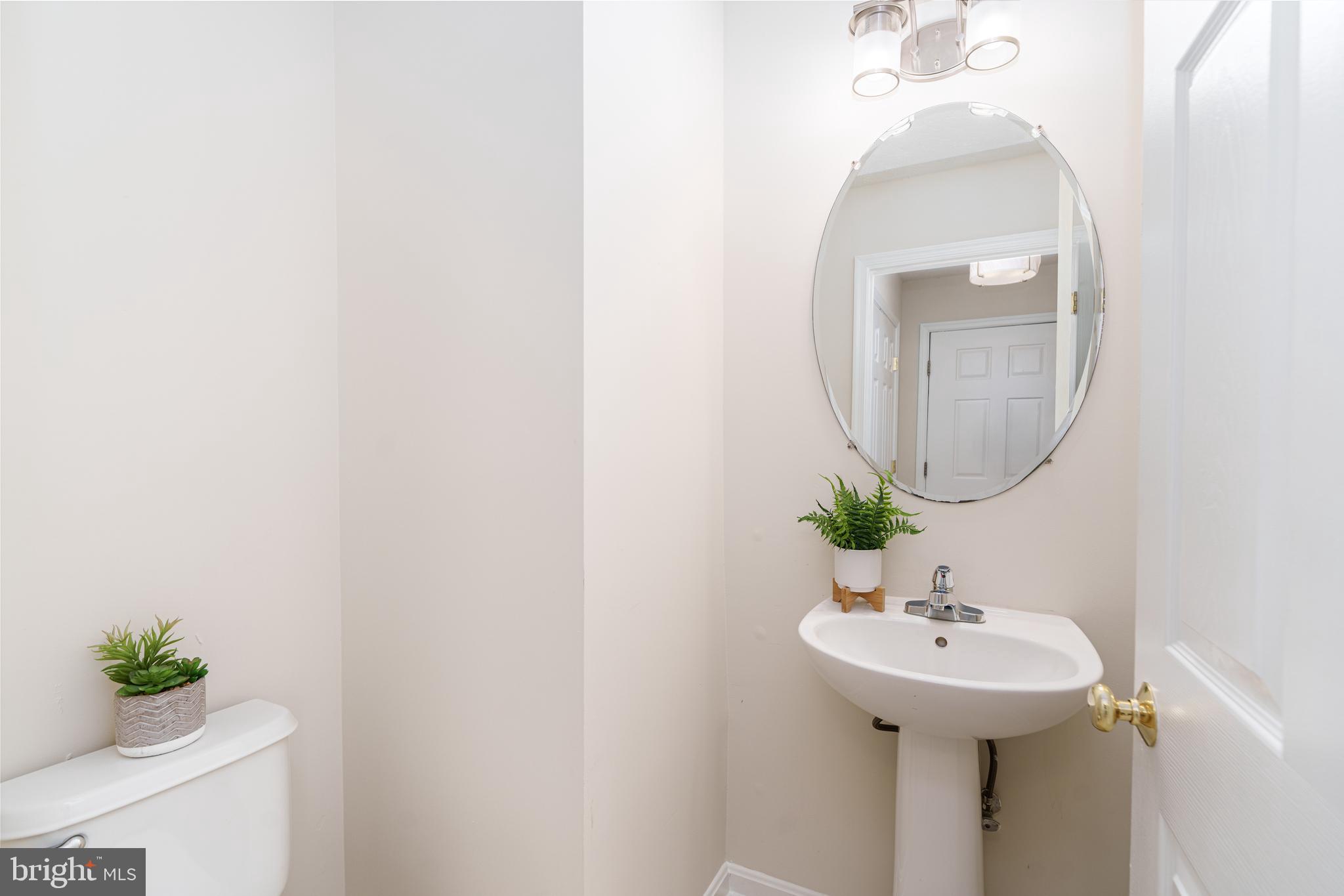 434 Buttonwoods Road Elkton, MD 21921 - Photo 8 of 16 Convenient half-bath on main level