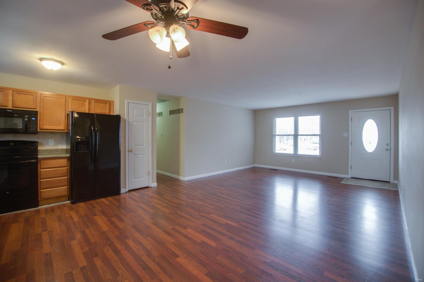 40 Roland Lane St. Peters, MO 63376 - Photo 4 of 22 Gallery Image 4
