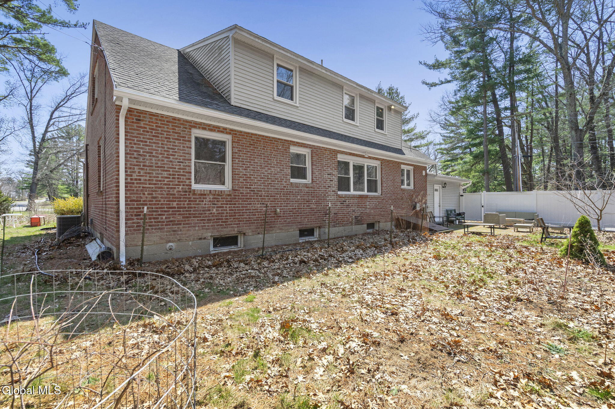 49 B Fletcher Road Guilderland, NY 12203 - Photo 5 of 46 39-web-or-mls-49b-fletcher-rd