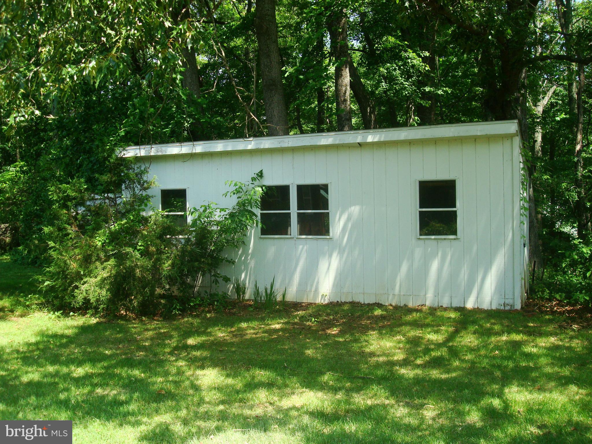 11900 Smithfield Road Manassas, VA 20112 - Photo 16 of 28 Another shed