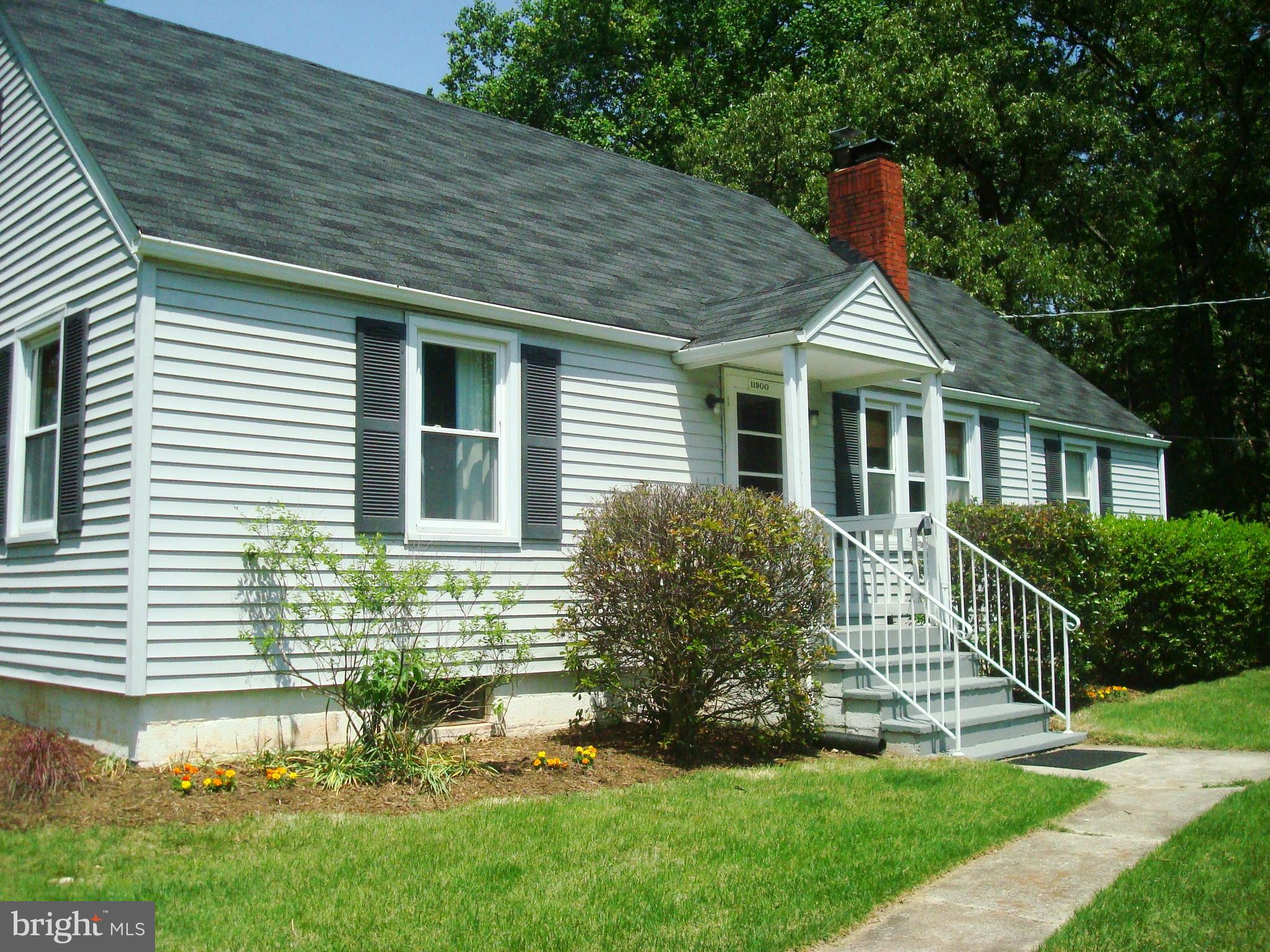 11900 Smithfield Road Manassas, VA 20112 - Photo 6 of 28 Exterior (Front)