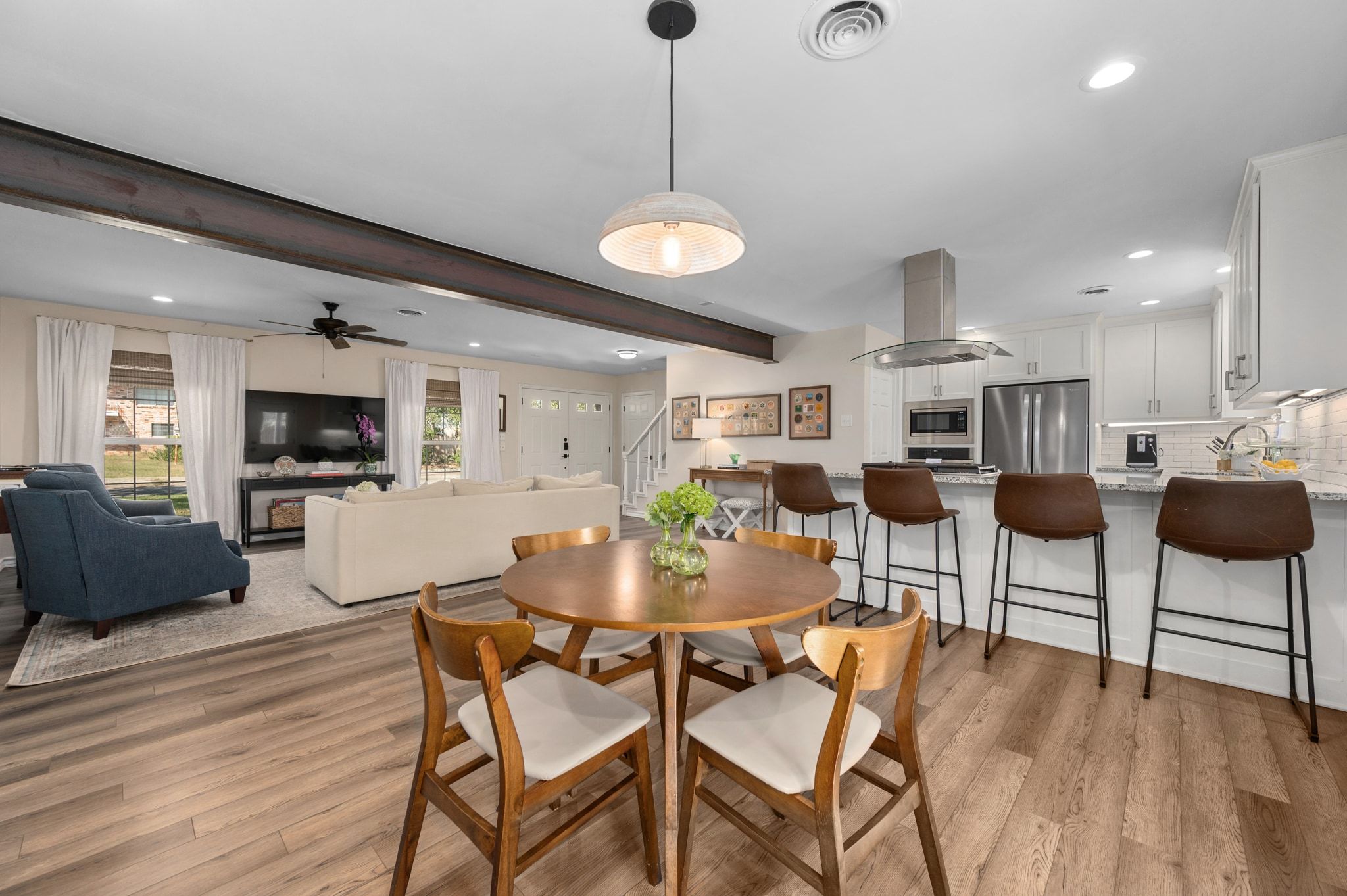 5605 Exeter Drive Austin, TX 78723 - Photo 10 of 32