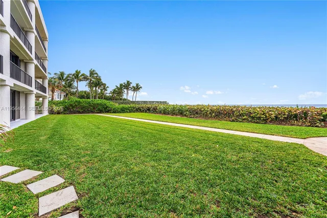 $2,100,000 | 290 Celestial Way, Unit 2, Juno Beach, FL 33408