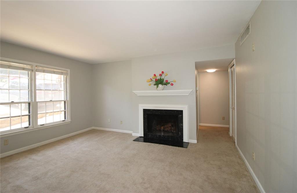 68 La Rue Place Northwest Atlanta, GA 30327 - Photo 3 of 72