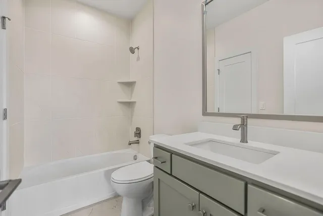 $753,450 | 2509 West 175th Street, Overland Park, KS 66085