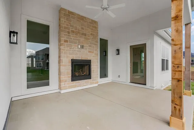 $753,450 | 2509 West 175th Street, Overland Park, KS 66085