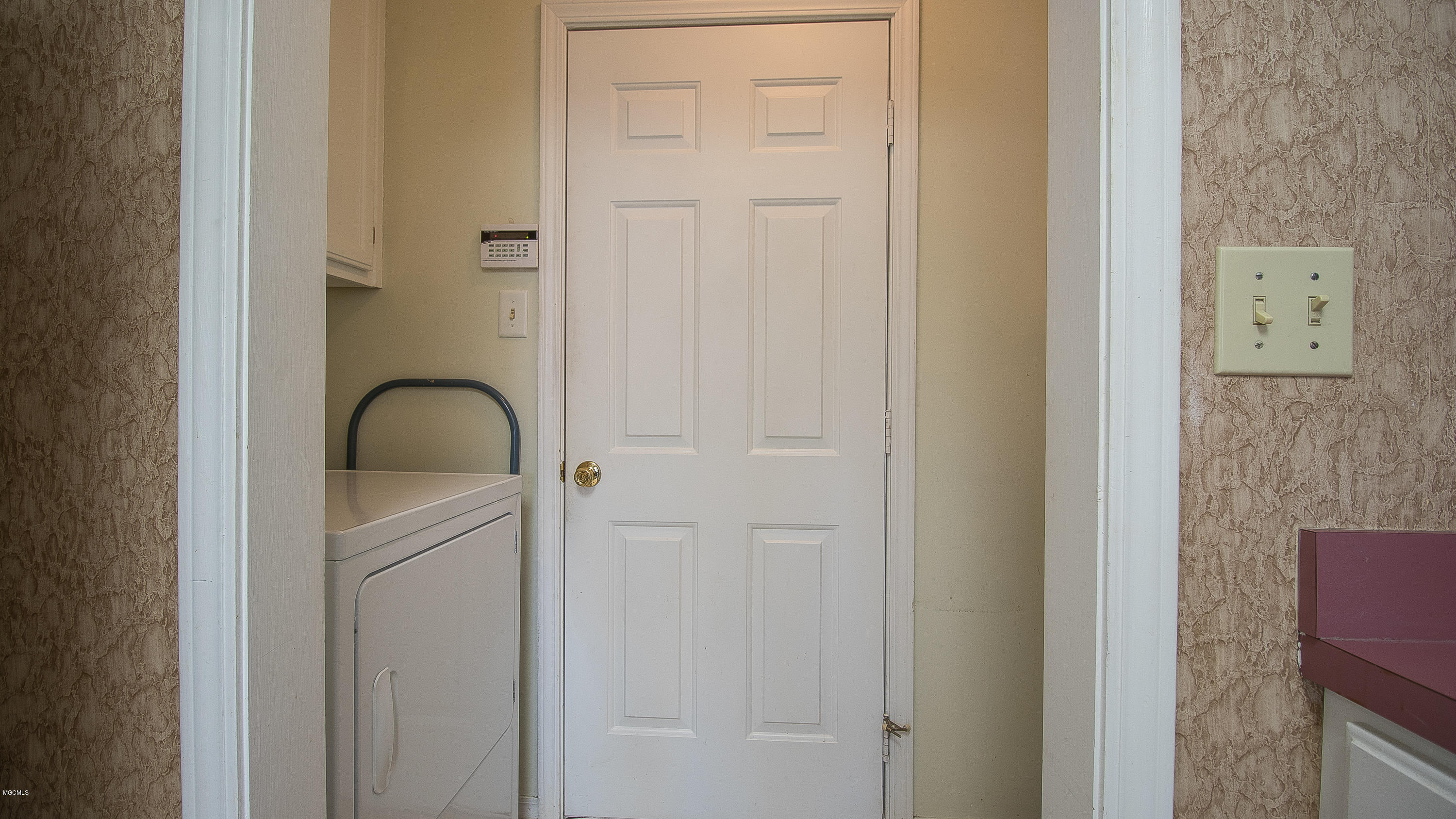 2070 Crane Ridge Biloxi, MS 39532 - Photo 11 of 19 2070 Crane Ridge-102