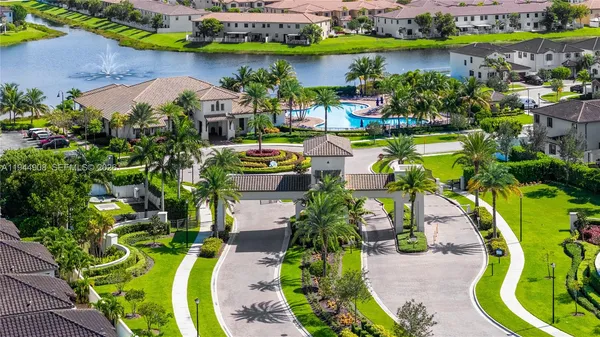 $765,000 | 3573 West 93rd Place, Hialeah, FL 33018