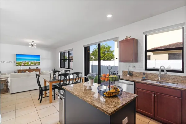$765,000 | 3573 West 93rd Place, Hialeah, FL 33018