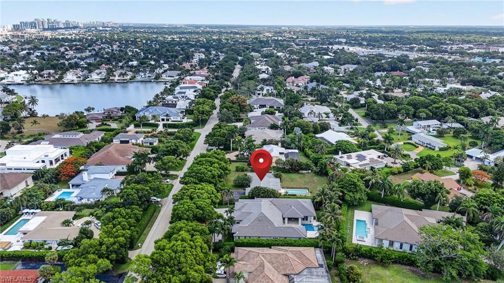 1608 Crayton Road Naples, FL 34102 - Photo 16 of 32
