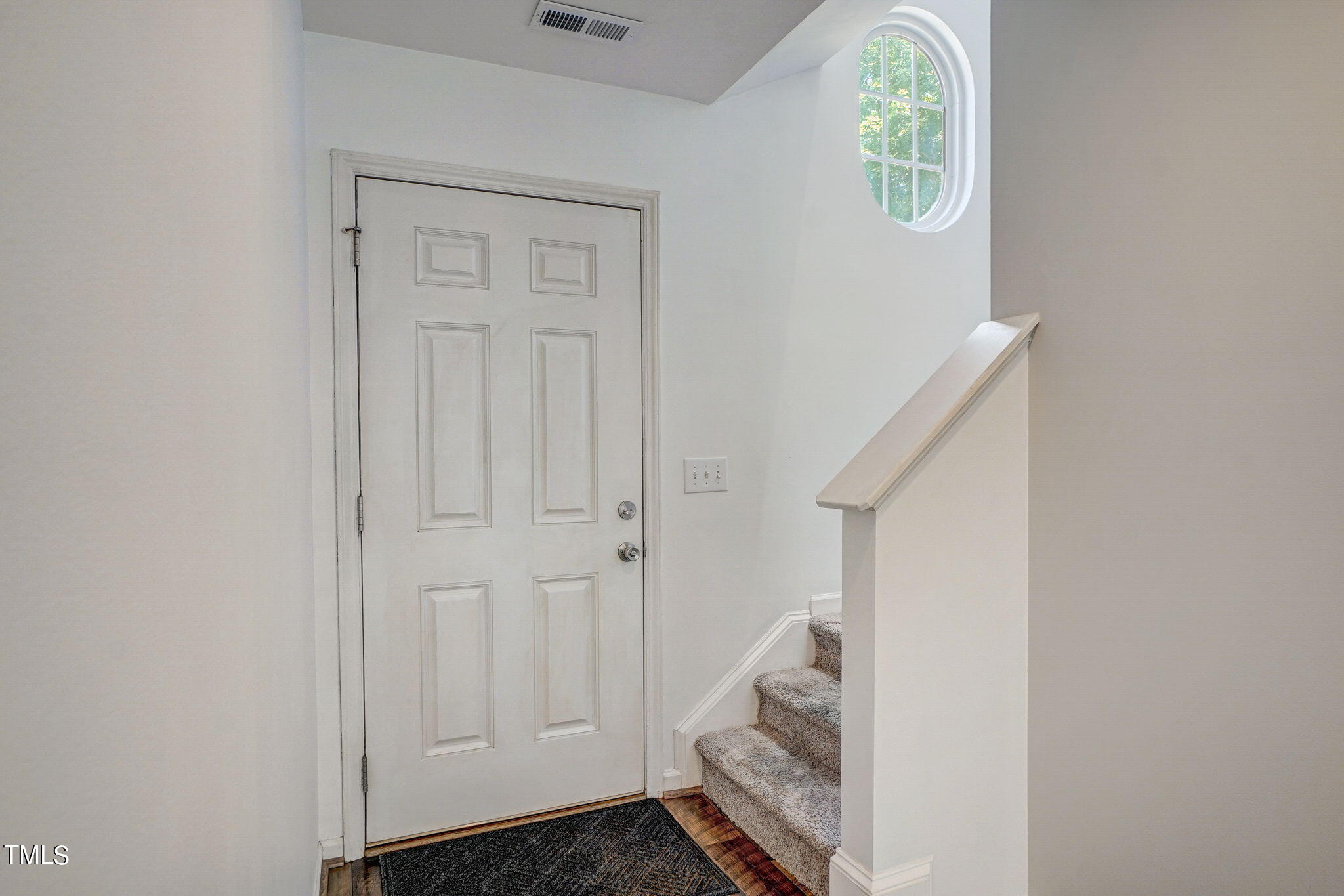 4239 Dalcross Road Raleigh, NC 27610 - Photo 4 of 33 Dalcross Rd-004