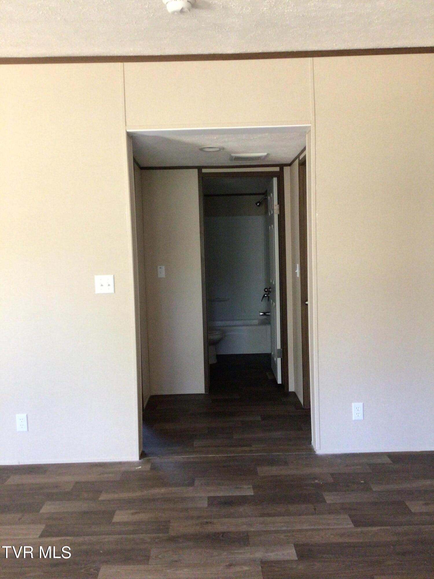 370 Laws Road Greeneville, TN 37743 - Photo 28 of 36 IMG_2388