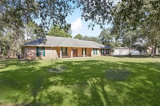 $575,000 | 22399 Longleaf Drive, Covington, LA 70435