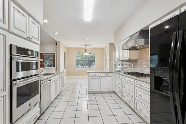 $575,000 | 22399 Longleaf Drive, Covington, LA 70435