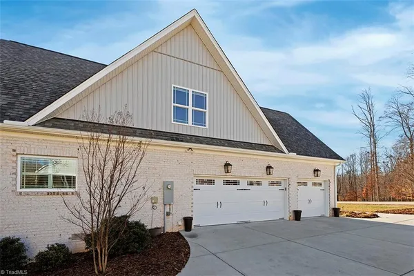 $899,000 | 6370 Gumwood Road, Oak Ridge, NC 27310