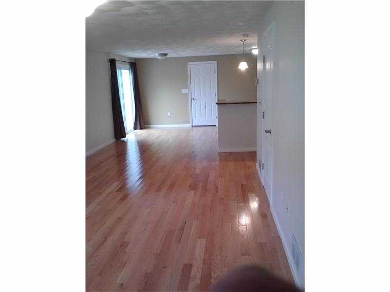 168 Jefferson Road, Unit 168 Burrillville, RI 02830 - Photo 7 of 12 Dining Room.