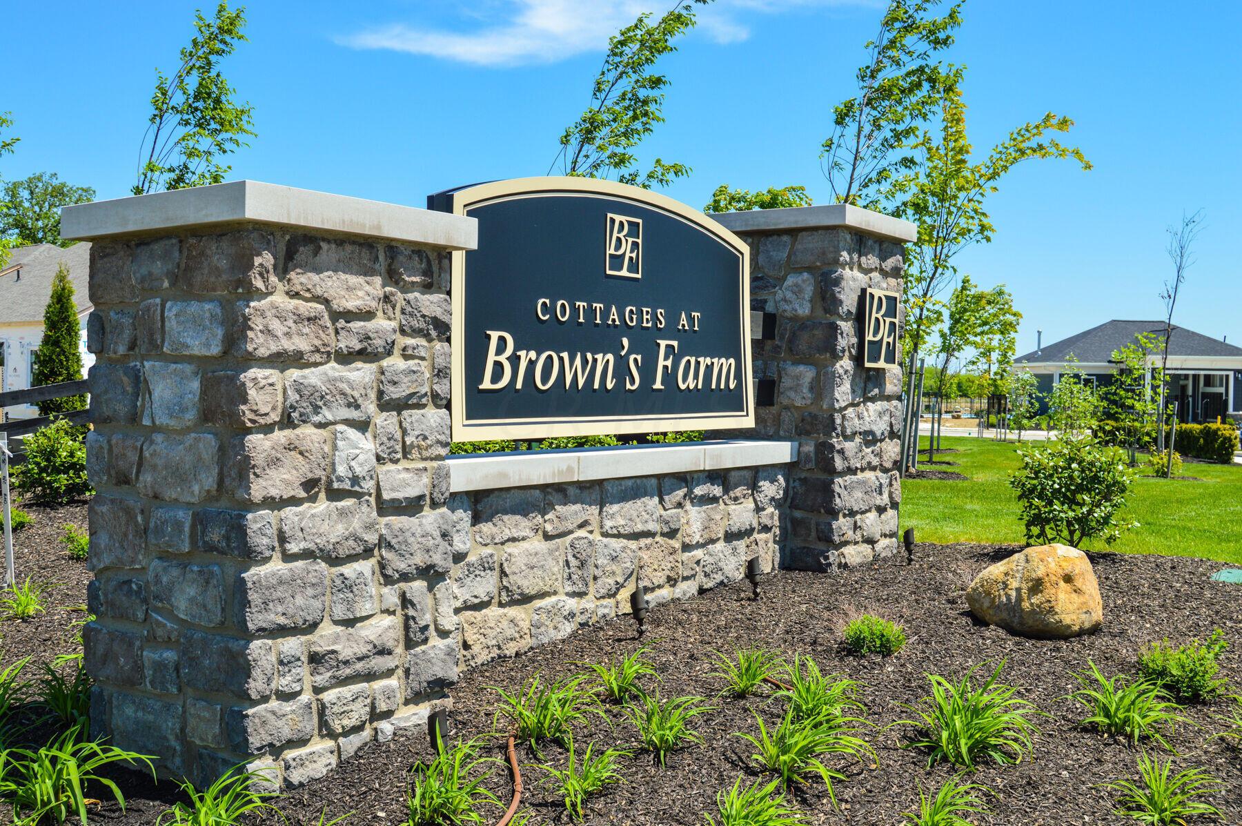 3116 McKinney Road Grove City, OH 43123 - Photo 7 of 15 Community Entrance