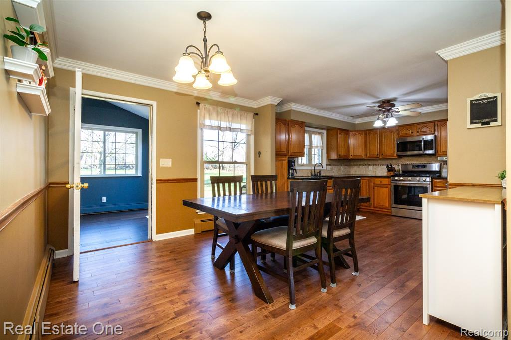 2236 Oklahoma Avenue Rochester Hills, MI 48309 - Photo 15 of 57