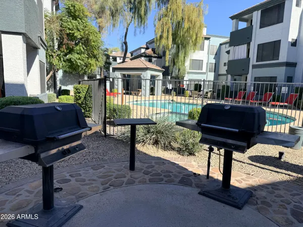 $279,000 | 3848 North 3rd Avenue, Unit 1052, Phoenix, AZ 85013