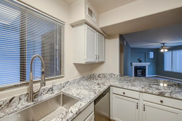 $269,900 | 3848 North 3rd Avenue, Unit 1052, Phoenix, AZ 85013