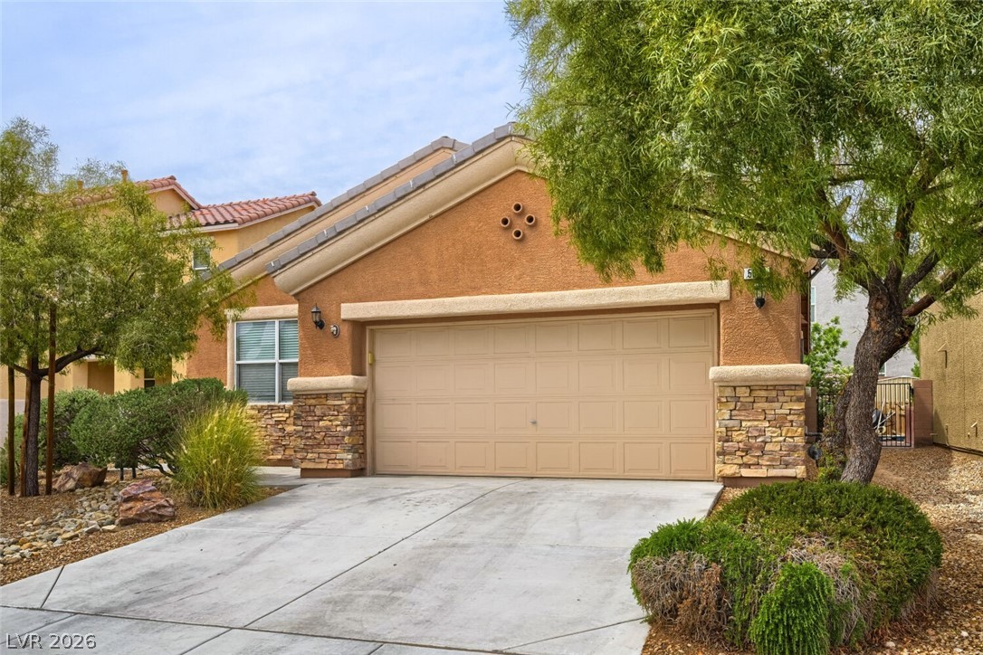 5625 North Lookout Crest Street North Las Vegas, NV 89031 - Photo 3 of 29