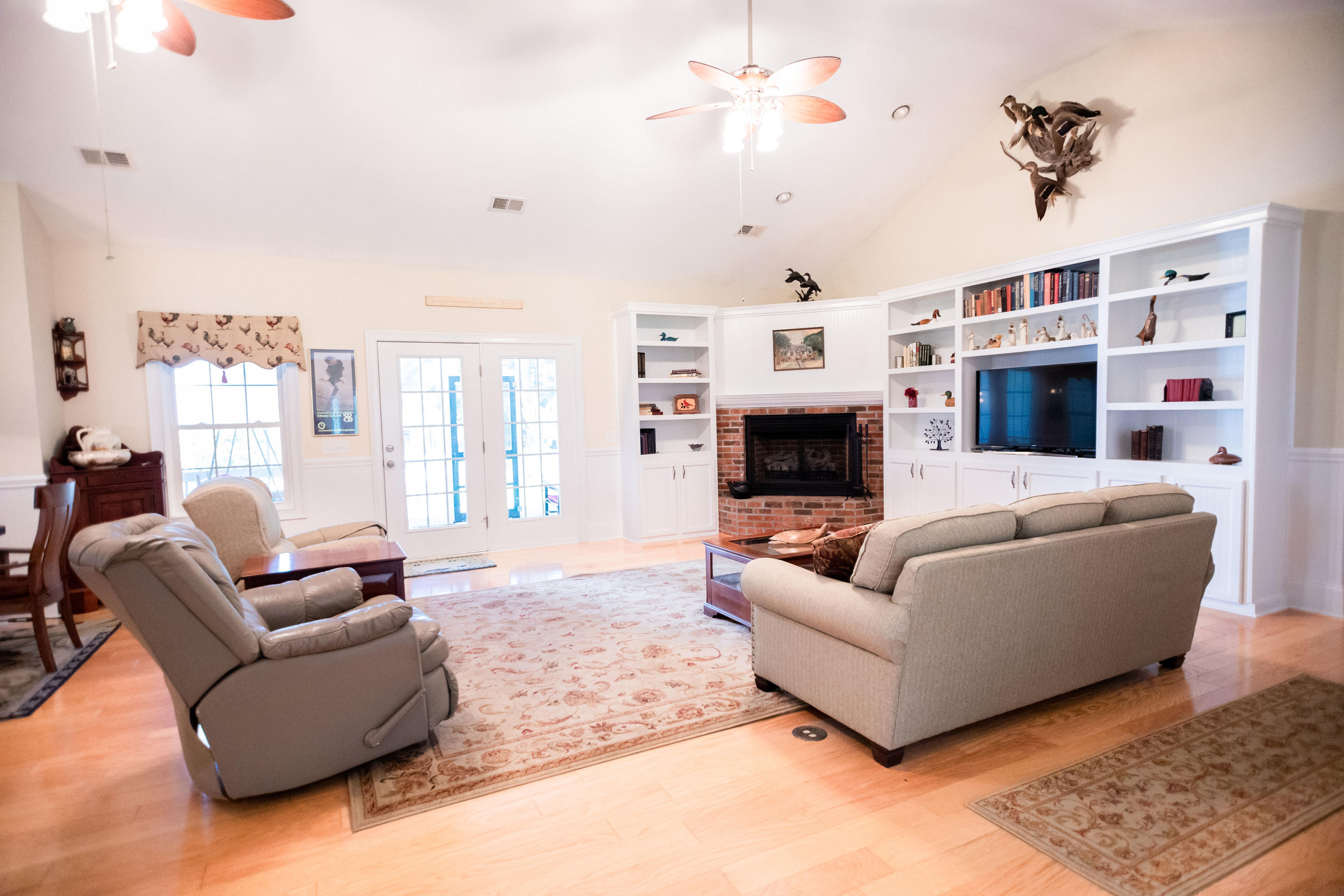 626 State Rd S-15-379 Walterboro, SC 29488 - Photo 20 of 67 IMG_5982