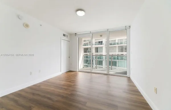 $3,500 | 31 Southeast 5th Street, Unit 3210, Miami, FL 33131