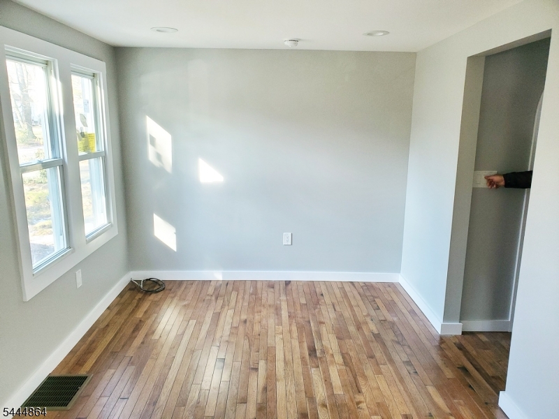 29 Millbrook Road New Vernon, NJ 07976 - Photo 5 of 18