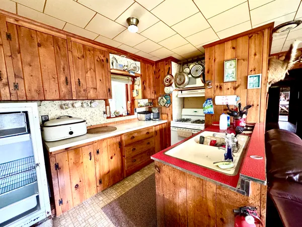 $239,000 | 1999 Main Street, Pittsburg, NH 03592