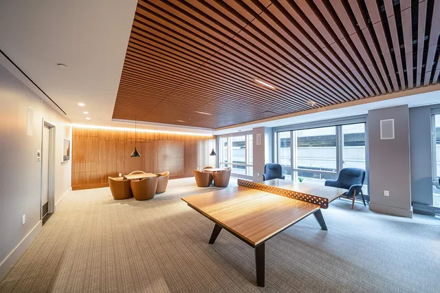 a view of livingroom with furniture