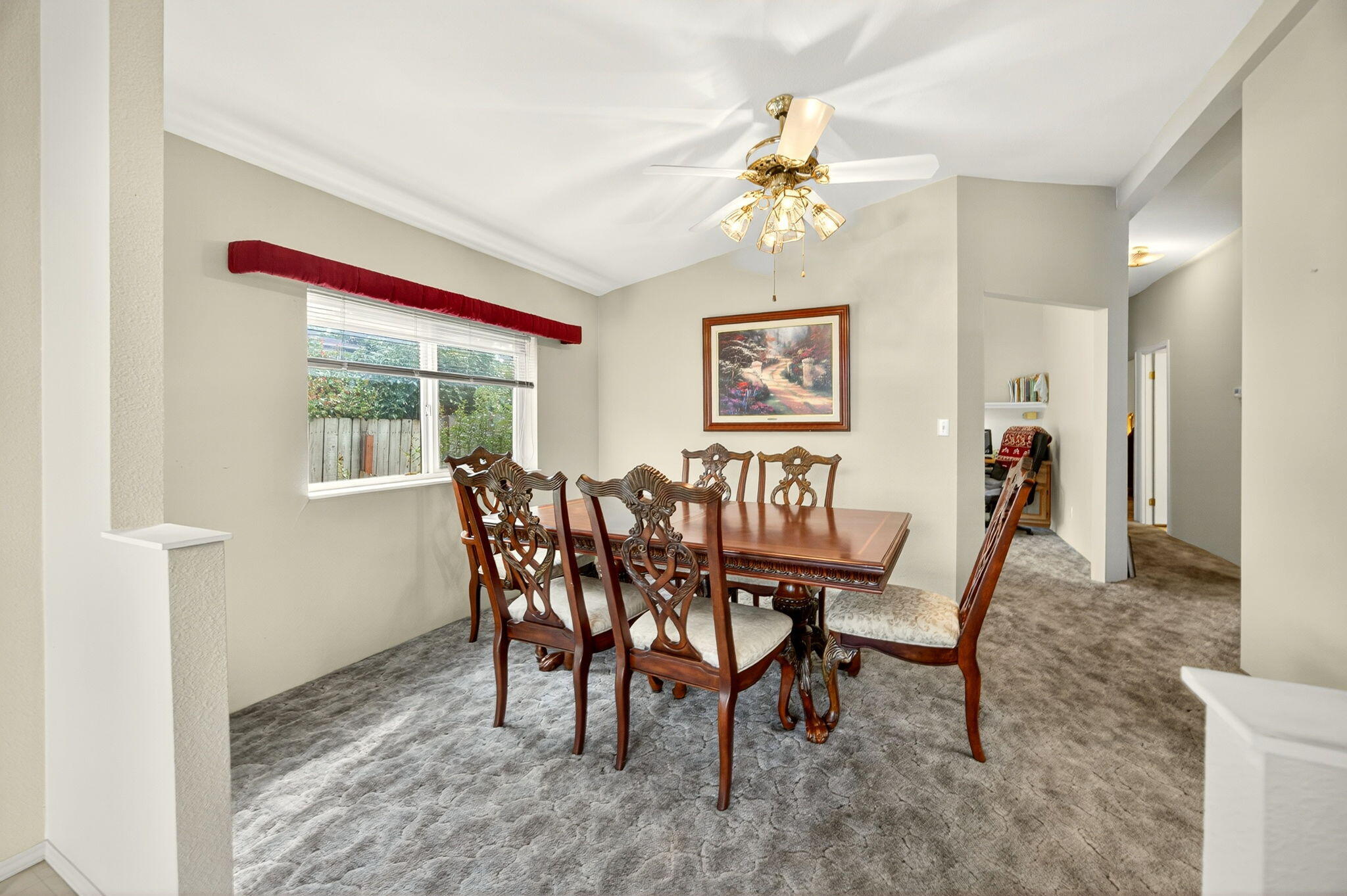 555 Freeman Road, Unit 204 Central Point, OR 97502 - Photo 7 of 44 Apx204FR00014